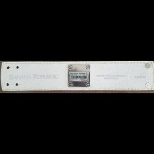 Banana Republic leather snap on bracelet